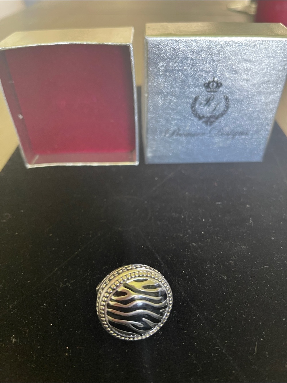 Premier Designs Safari ring size 7